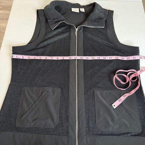 Weekends by Chico’s Mesh Vest Zip Front Casual Black Women’s Sz 10 (Chico’s 1.5) - Picture 6 of 10
